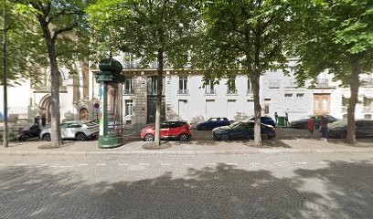 Extend Fragrances, Magasin de Cosmétiques à Paris 08