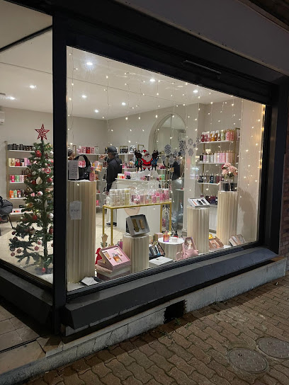 Tkf Shop Parfumerie à Saint-Just-en-Chaussée