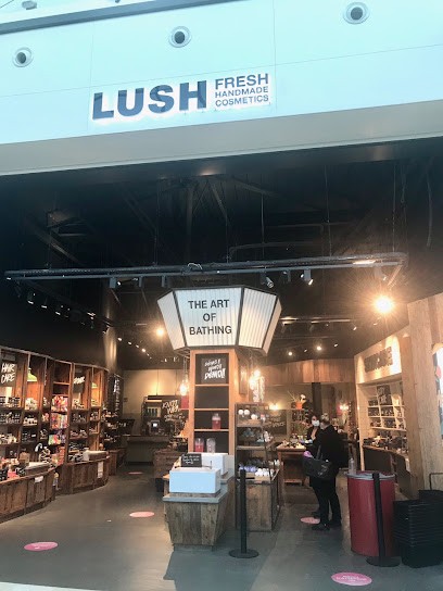 LUSH Cosmetics Serris, Magasin de Cosmétiques à Serris