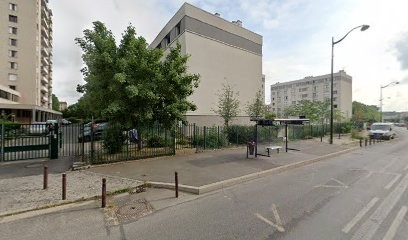 Suzana Parfumerie Et Cosmétique, Parfumerie à Stains