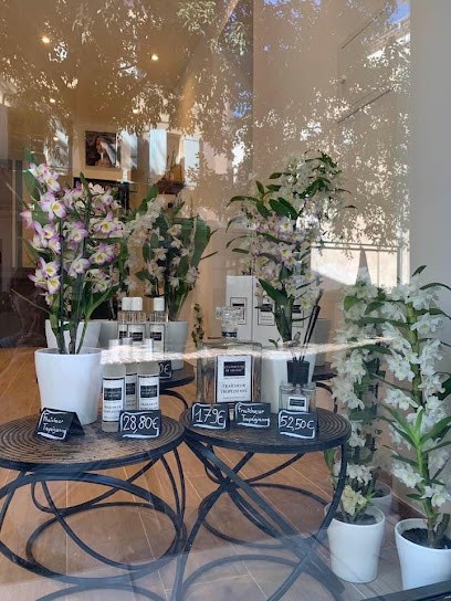 MSTAR, Parfumerie à Aubenas