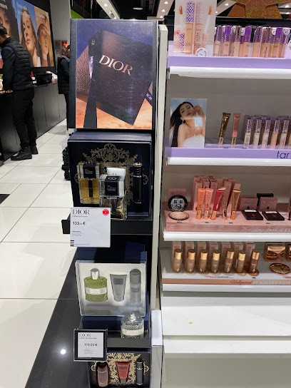SEPHORA, Parfumerie à La Chapelle-Saint-Luc
