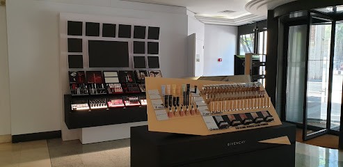 LVMH Fragrance Brands, Parfumerie à Levallois-Perret