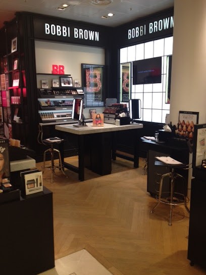 Bobbi Brown, Magasin de Cosmétiques à Paris 07