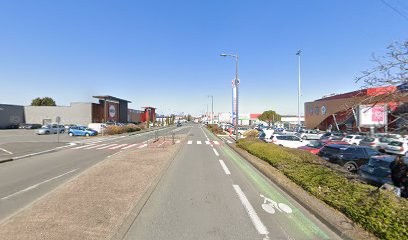 Odysseus, Parfumerie à Ménétrol