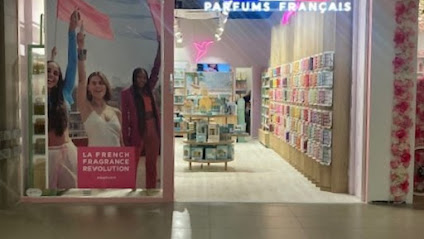 Adopt Parfums Magasin De Cosmétiques à Amiens