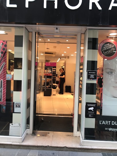 SEPHORA RODEZ, Parfumerie à Rodez