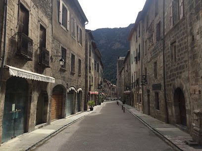 Savonnerie De Villefranche, Magasin de Cosmétiques à Villefranche-de-Conflent