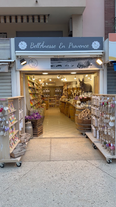 Bell'anesse En Provence - Bandol, Magasin De Cosmétiques à Bandol