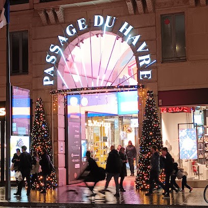 Bourjois, Magasin de Cosmétiques à Paris 09