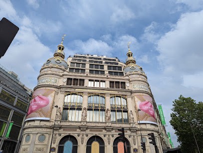 AVERY Perfume Gallery - Le Printemps Haussmann Paris, Parfumerie à Paris 09
