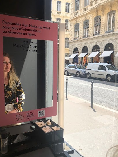 MAC Cosmetics, Magasin de Cosmétiques à Lyon 02