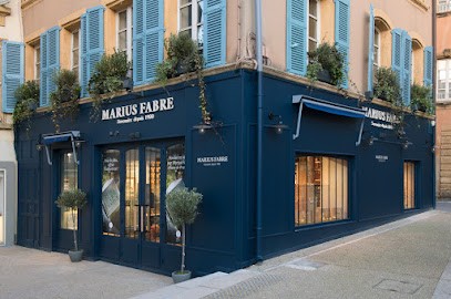 Boutique Marius Fabre - Savon De Marseille - Salon De Provence, Centre Ville, Magasin de Cosmétiques à Salon-de-Provence