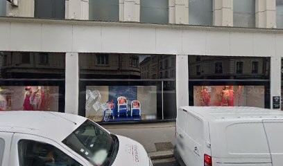 Chanel, Magasin de Cosmétiques à Orléans