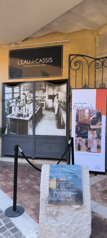 Eau de Cassis, Parfumerie à Cassis