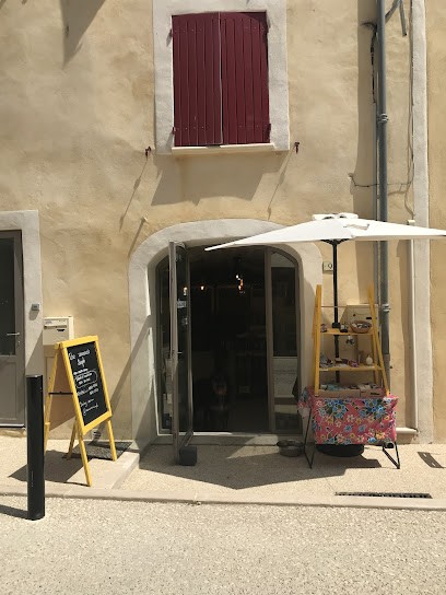 Une Savonnerie Simple, Magasin de Cosmétiques à Saint-Quentin-la-Poterie