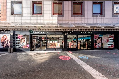 SEPHORA SAINT QUENTIN EN YVELINES, Parfumerie à Montigny-le-Bretonneux