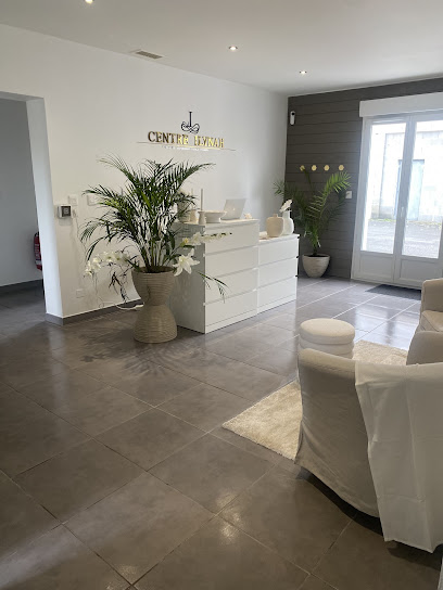 Centre De Dermopigmentation Esthetique Medical Ilynah Magasin De Cosmétiques à Angoulême