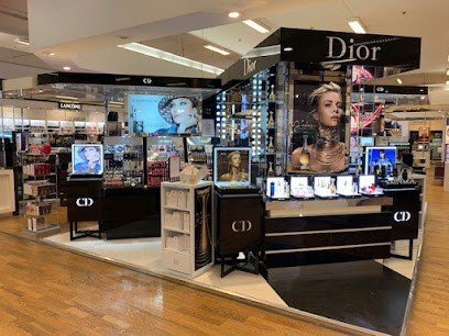 DIOR BEAUTÉ - GALERIES LAFAYETTE LYON BRON, Parfumerie à Bron