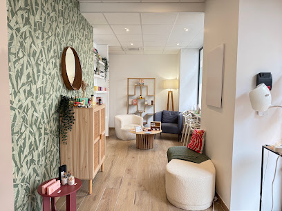 Yunaglowparis, Magasin De Cosmétiques à Aubenas
