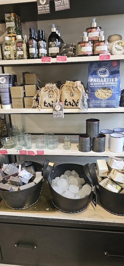 Tade Pays Du Levant, Parfumerie à Signes