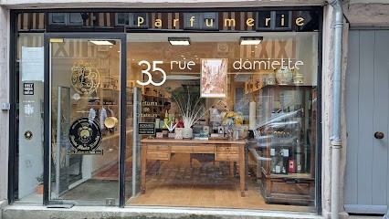 Parfumerie Damiette, Parfumerie à Rouen