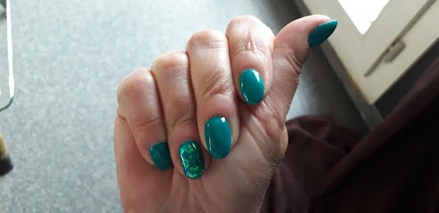 Parfumerie Chloé, Parfumerie à Clairfayts