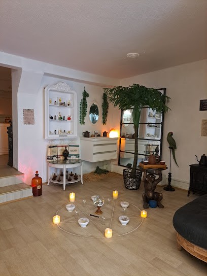 Temple à Chats Persans V.I.P. (-: Very Important Persians :-) + ® Parfums Oubliés ® Du ® GRENIER-IMPERIAL ®, Parfumerie à Colmar