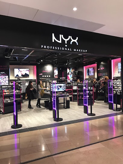 NYX, Magasin de Cosmétiques à Puteaux