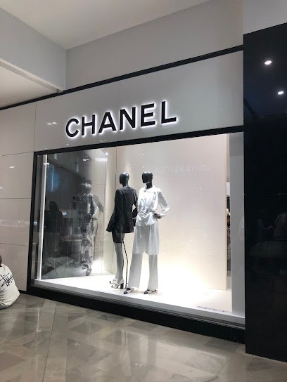 CHANEL PARFUMS ET BEAUTÉ GALERIES LAFAYETTE HAUSSMANN, Magasin de Cosmétiques à Paris 09