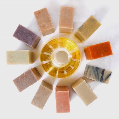 Savonnerie De Beaulieu, Magasin de Cosmétiques à Sauxillanges