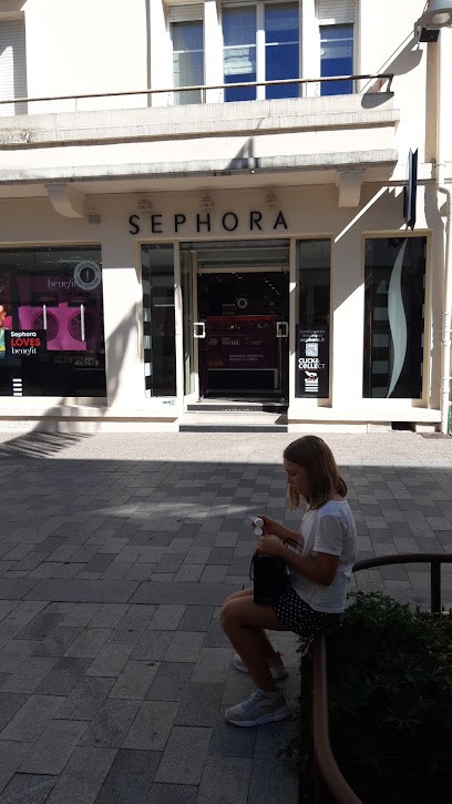 SEPHORA EPINAL, Parfumerie à Épinal