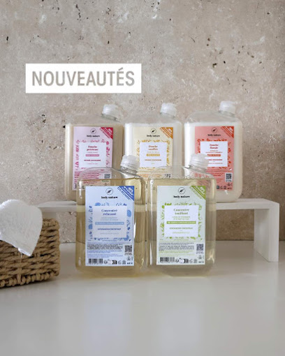 Karine Arnaudet Conseillère Body Nature, Magasin De Cosmétiques à Saint-Hilaire-de-Villefranche
