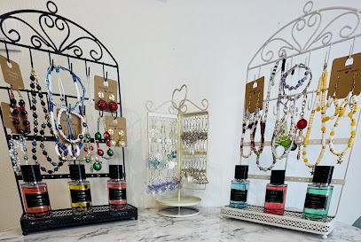 Www-La-Boutique-Des-Senteur-Et-Strass.myshopify.com, Parfumerie à Auterive