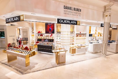 Guerlain Boutique et Suite Facialiste Le Bon Marché Rive Gauche, Magasin de Cosmétiques à Paris 07