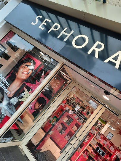 SEPHORA CHARLEVILLE MEZIERES, Parfumerie à Charleville-Mézières