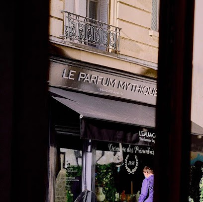 L'Eau de Cassis Lab, Parfumerie à Paris 04