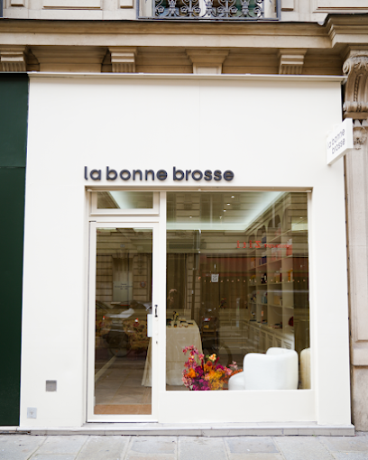 La Bonne Brosse, Magasin De Cosmétiques à Paris 08