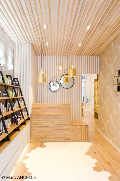 OMORFIA - La pure cosmétique, Magasin de Cosmétiques à Paris 06