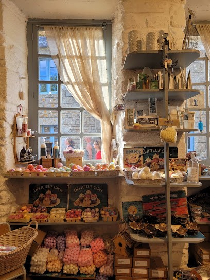 Savonnerie de Bretagne, Magasin de Cosmétiques à Locronan