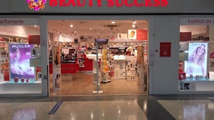 Beauty Success, Parfumerie à Rots