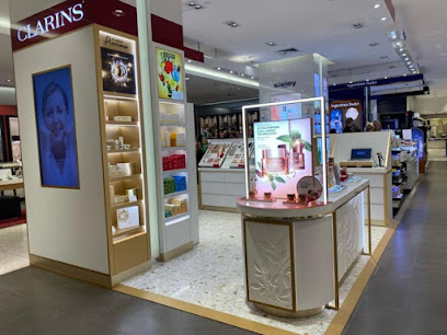 Clarins Stand Printemps Lille, Magasin De Cosmétiques à Lille