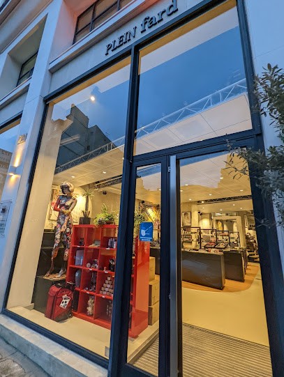 Plein Fard, Magasin de Cosmétiques à Paris 08
