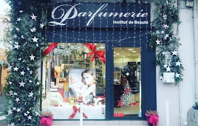 Retrouvez Nous Au 1 Rue Du Père Jean Baptiste Salles -AGDE À Côté De Noz, Parfumerie à Agde