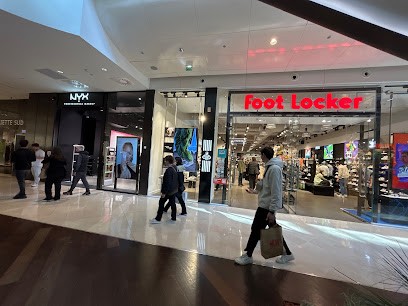 NYX Professionnal Makeup - Les Terrasses du Port, Magasin de Cosmétiques à Marseille 02