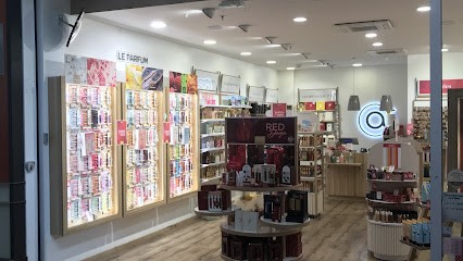 Adopt, Parfumerie à Villefranche-sur-Saône